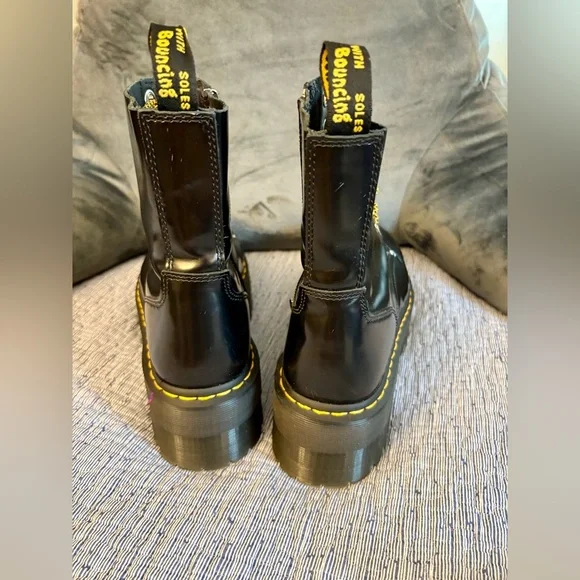 Dr. Martens Jadon Max Boots - Picture 2 of 6